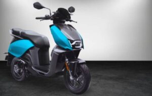 Get up to ₹32,000 Off on Hero Vida V1 Plus Electric Scooter