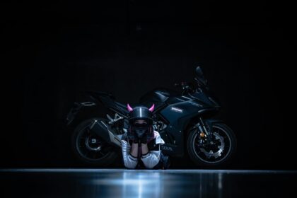 Oben-Electric-O100:-The-Future-of-Affordable-India-EV Bikes